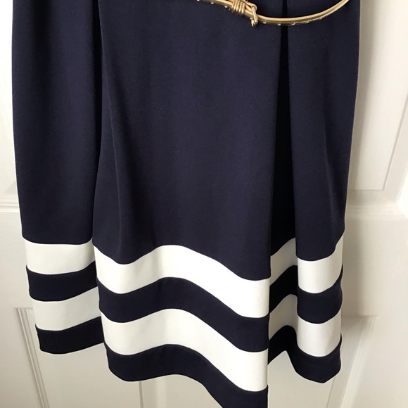 CALVIN KLEIN: Navy blue sleeveless dress with white stripes Size 4 - Picture 8 of 11